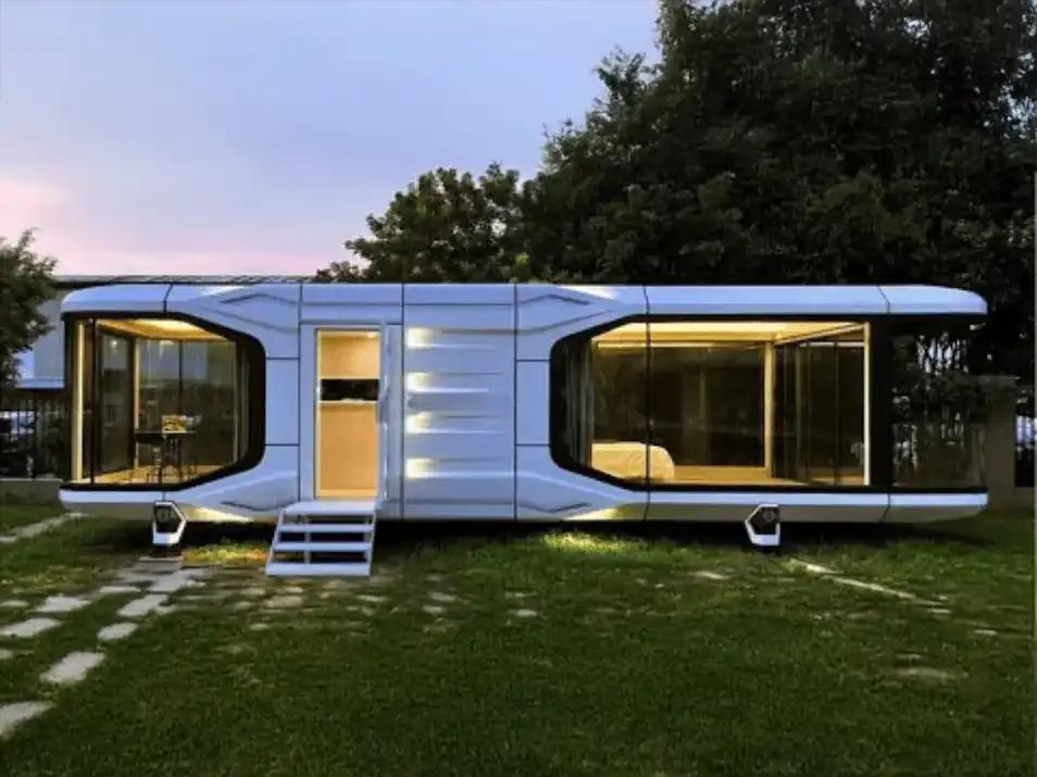 Starship Lodge